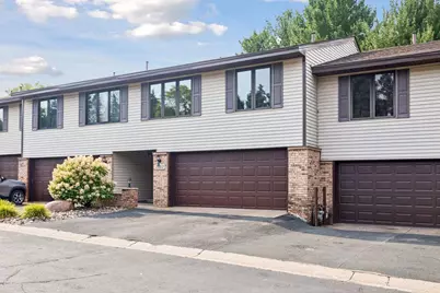 2002 Mesabi Avenue E, Maplewood, MN 55109 - Photo 1