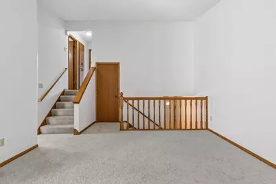 2002 Mesabi Avenue E, Maplewood, MN 55109 - Photo 3