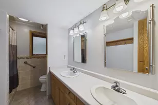 2742 Hilltop Ct, North Saint Paul, MN 55109 - Photo 19