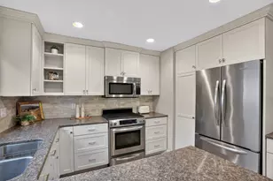 8412 Hiawatha Ave, Eden Prairie, MN 55347 - Photo 5