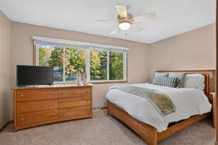 8412 Hiawatha Ave, Eden Prairie, MN 55347 - Photo 9