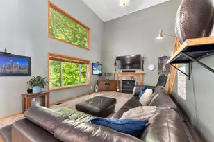 1517 Deerwood Bend, Eagan, MN 55122 - Photo 23