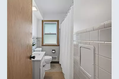 2093 Sherwood Avenue, Saint Paul, MN 55119 - Photo 15