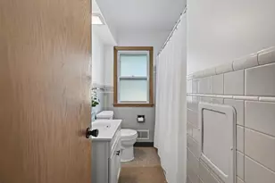 2093 Sherwood Ave, Saint Paul, MN 55119 - Photo 15