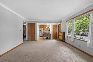 2093 Sherwood Ave, Saint Paul, MN 55119 - Photo 7
