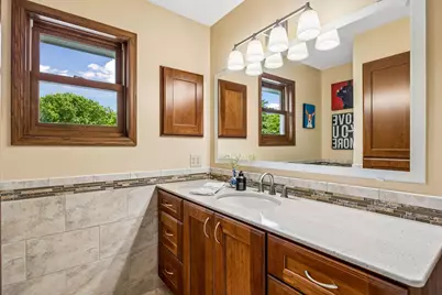 210 Piedmont Court, Chanhassen, MN 55317 - Photo 47