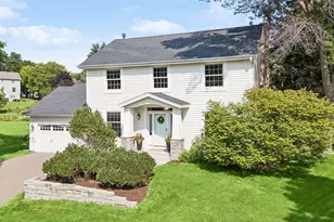 210 Piedmont Ct, Chanhassen, MN 55317 - Photo 77