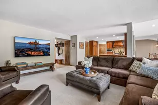 210 Piedmont Ct, Chanhassen, MN 55317 - Photo 19