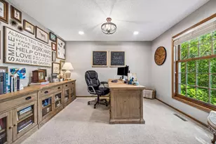 210 Piedmont Ct, Chanhassen, MN 55317 - Photo 29