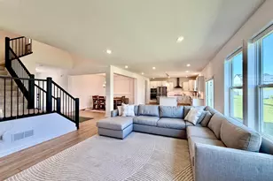 18112 Hounds Dr, Lakeville, MN 55044 - Photo 5