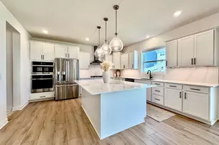 18112 Hounds Dr, Lakeville, MN 55044 - Photo 11