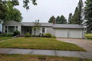 515 9th Ave, Madison, MN 56256 - Photo 1