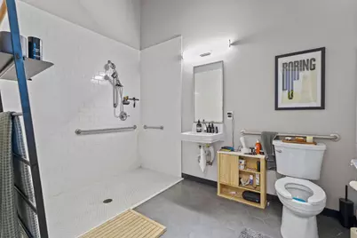 801 SE 9th Street #101, Minneapolis, MN 55414 - Photo 5