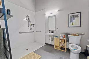 801 SE 9th St, Minneapolis, MN 55414 - Photo 5