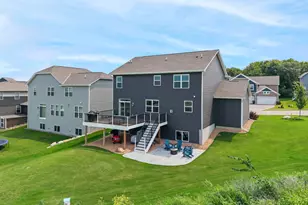 1723 August Dr, Shakopee, MN 55379 - Photo 67