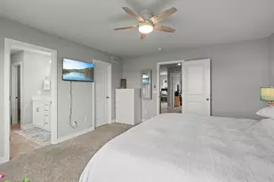 1723 August Dr, Shakopee, MN 55379 - Photo 33