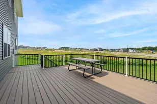 1723 August Dr, Shakopee, MN 55379 - Photo 55