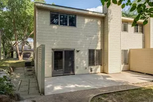 1567 Humboldt Ave, West Saint Paul, MN 55118 - Photo 15