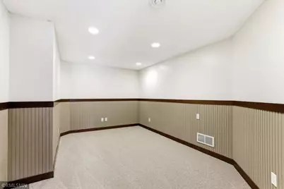 6911 Cambridge Road, Shakopee, MN 55379 - Photo 47