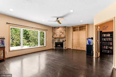 6911 Cambridge Road, Shakopee, MN 55379 - Photo 17