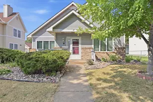 57 Sycamore Street W, Saint Paul, MN 55117 - Photo 1