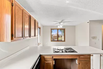 57 Sycamore Street W, Saint Paul, MN 55117 - Photo 7