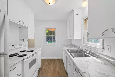 5115 Camden Avenue N, Minneapolis, MN 55430 - Photo 11