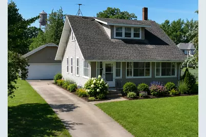 111 W Cabot Street, Le Roy, MN 55951 - Photo 1