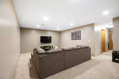 240 Grovebrook Circle, Mankato, MN 56001 - Photo 35