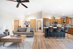 240 Grovebrook Circle, Mankato, MN 56001 - Photo 19