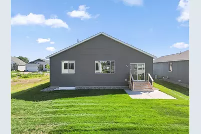 2110 Ridgepointe Drive, Hastings, MN 55033 - Photo 27