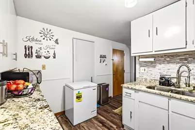 263 Cottage Avenue W, Saint Paul, MN 55117 - Photo 17