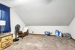 263 Cottage Ave W, Saint Paul, MN 55117 - Photo 23