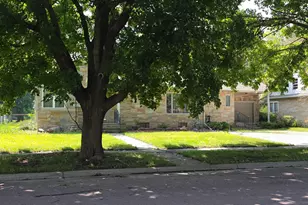 409 N Prairie St, Sherburn, MN 56171 - Photo 1
