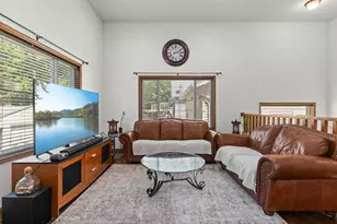 49 Wyoming St W, Saint Paul, MN 55107 - Photo 5