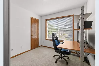 49 Wyoming Street W, Saint Paul, MN 55107 - Photo 17