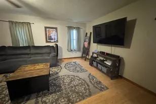 204 Elm St NW, Sleepy Eye, MN 56085 - Photo 7