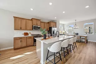1531 Traverse Ln, West Saint Paul, MN 55118 - Photo 1