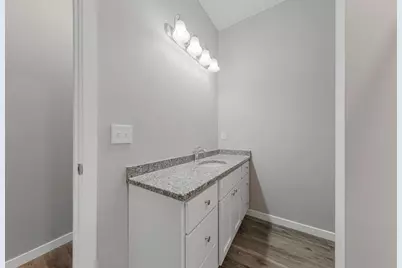 2702 Park Avenue NW, Faribault, MN 55021 - Photo 29