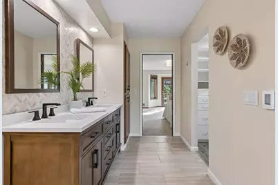 685 Valley View Court, Shoreview, MN 55126 - Photo 33