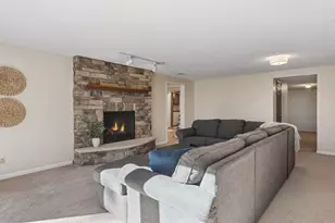 685 Valley View Ct, Shoreview, MN 55126 - Photo 41