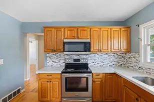 893 Whitney Dr, Apple Valley, MN 55124 - Photo 9