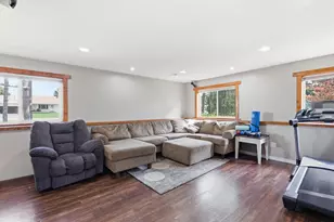 1401 3rd Street S, Princeton, MN 55371 - Photo 3