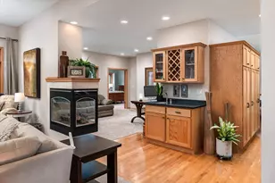 705 12th Ct, La Crescent, MN 55947 - Photo 5