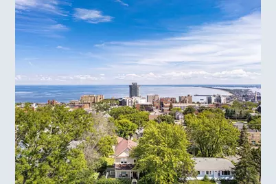 410 E 7th Street, Duluth, MN 55805 - Photo 3