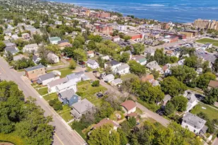 410 E 7th St, Duluth, MN 55805 - Photo 11