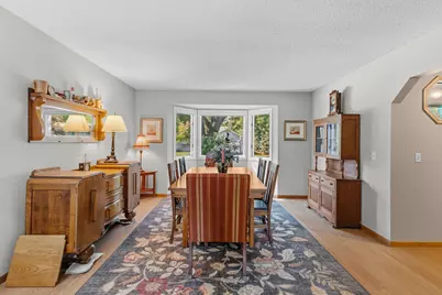 5590 Brickstone Court, Shoreview, MN 55126 - Photo 9