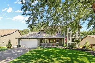 5590 Brickstone Ct, Shoreview, MN 55126 - Photo 1