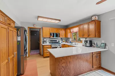 5590 Brickstone Court, Shoreview, MN 55126 - Photo 3