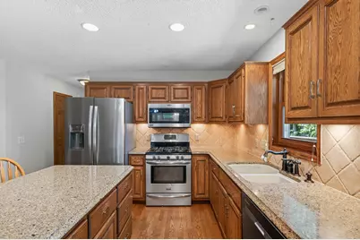 17664 Kettering Trail, Lakeville, MN 55044 - Photo 7